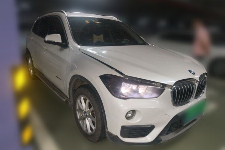 Used BMW X1 2018 sDrive18Li Fashion Model Front Right 45 Deg