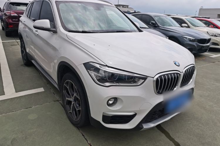 Used BMW X1 2018 xDrive20Li Luxury Model Front Right 45 Deg