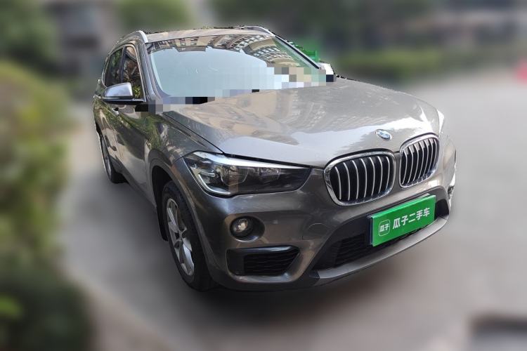 Used BMW X1 2018 sDrive18Li Fashion Model Front Right 45 Deg