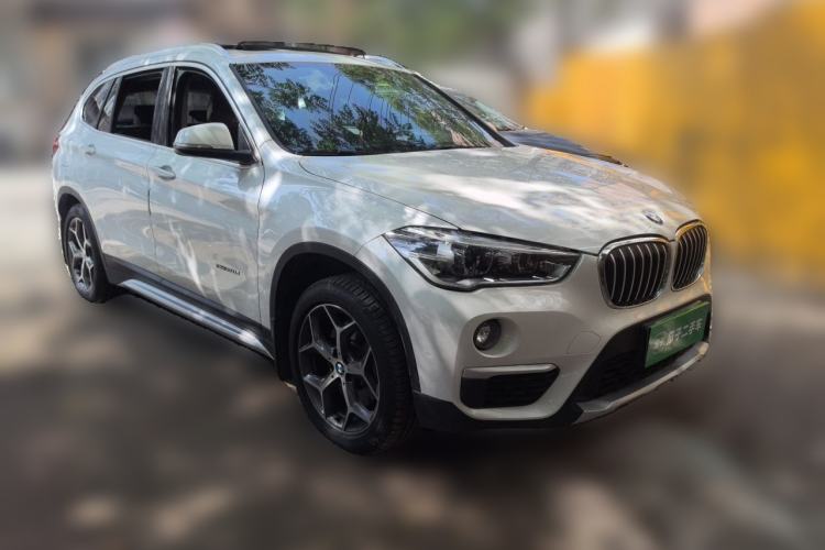Used BMW X1 2018 xDrive20Li Luxury Edition Front Right 45 Deg