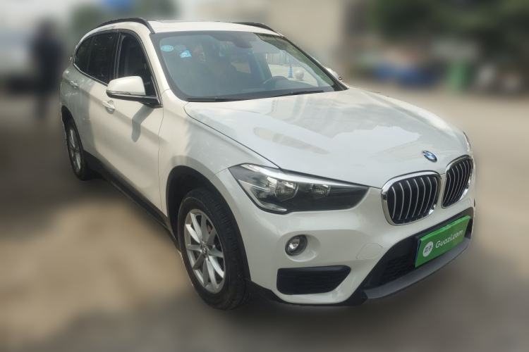 Used BMW X1 2018 sDrive18Li Fashion Model Front Right 45 Deg