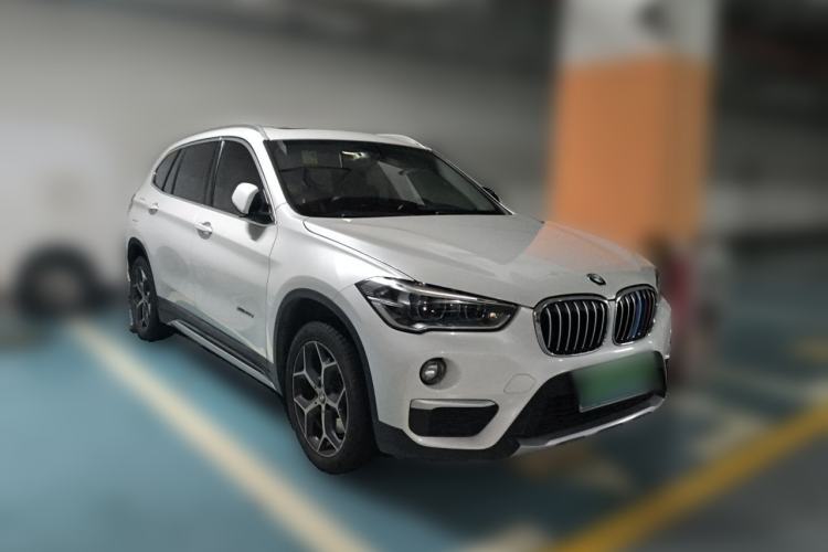 Used BMW X1 2018 xDrive20Li Luxury Edition Front Right 45 Deg