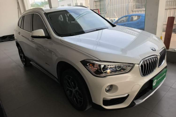 Used BMW X1 2018 sDrive18Li Luxury Model Front Right 45 Deg