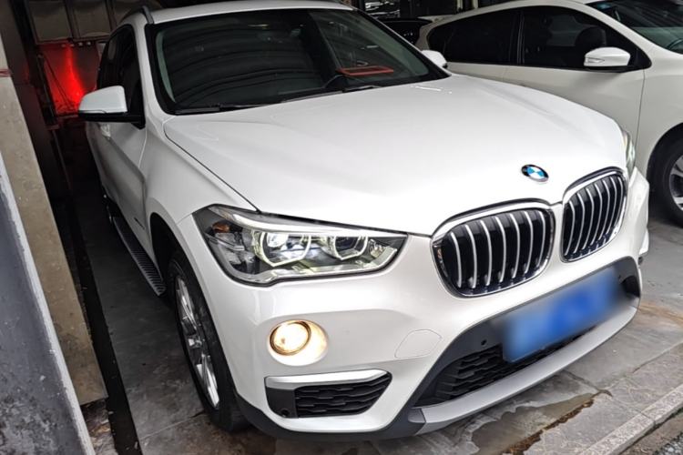Used BMW X1 2018 sDrive20Li Leading Model Front Right 45 Deg
