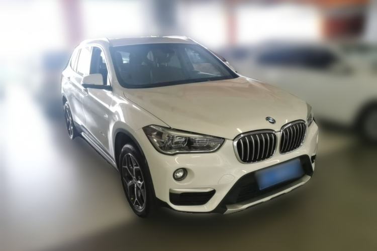 Used BMW X1 2018 xDrive20Li Luxury Edition Front Right 45 Deg