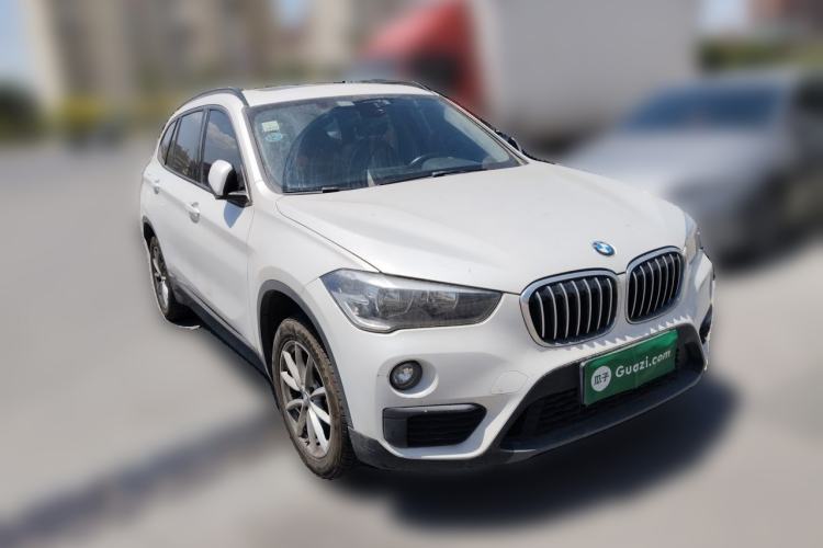 Used BMW X1 2018 sDrive18Li Fashion Model Front Right 45 Deg