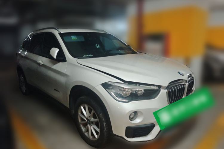 Used BMW X1 2018 sDrive18Li Fashion Model Front Right 45 Deg