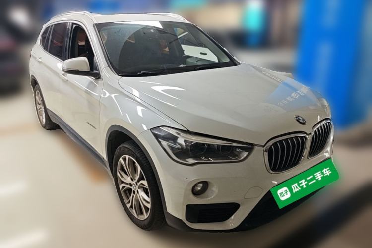 Used BMW X1 2018 sDrive20Li Leading Model Front Right 45 Deg