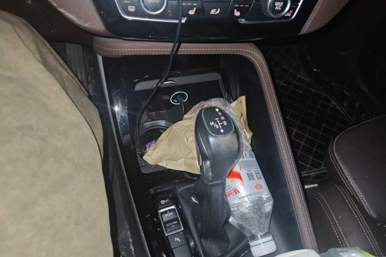 Used BMW X1 2018 xDrive20Li Luxury Model Gear Lever