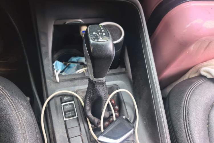 Used BMW X1 2018 sDrive20Li Leading Model Gear Lever