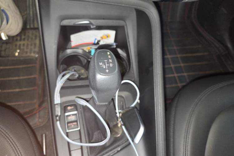 Used BMW X1 2018 sDrive20Li Leading Model Gear Lever