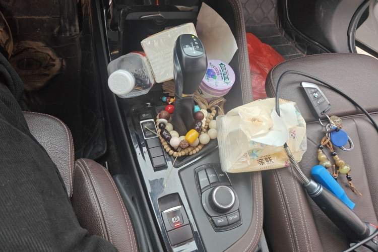 Used BMW X1 2018 sDrive18Li Luxury Model Gear Lever