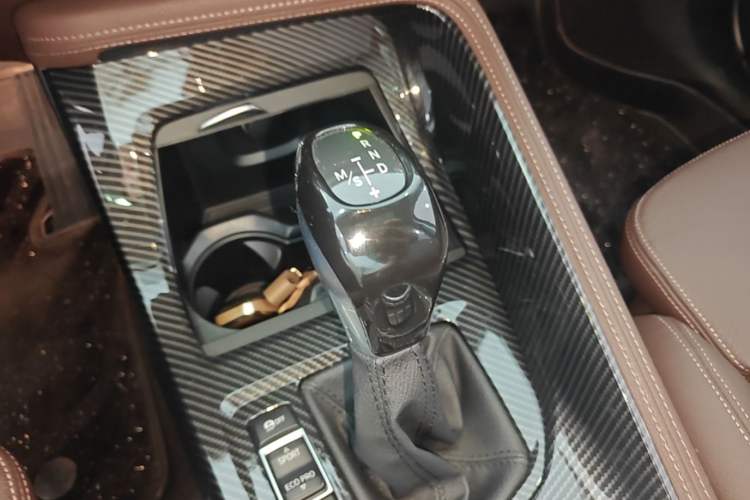 Used BMW X1 2018 sDrive18Li Luxury Model Gear Lever