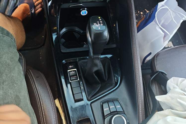 Used BMW X1 2018 sDrive18Li Luxury Model Gear Lever