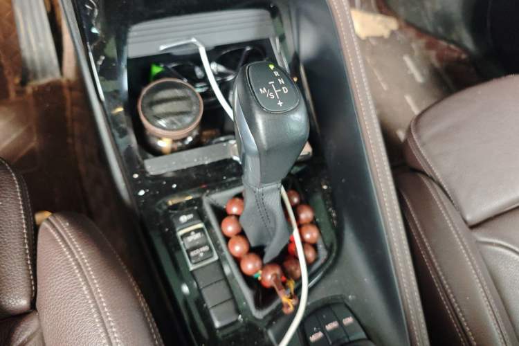 Used BMW X1 2018 sDrive18Li Luxury Model Gear Lever
