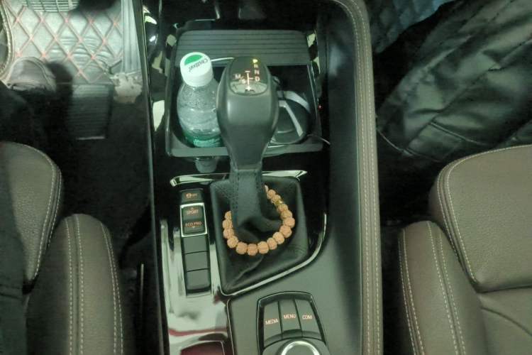Used BMW X1 2018 sDrive18Li Luxury Model Gear Lever