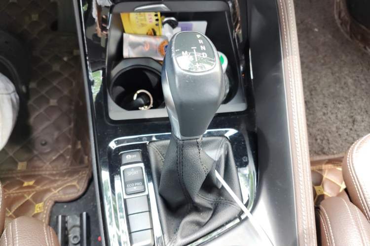 Used BMW X1 2018 sDrive18Li Luxury Model Gear Lever