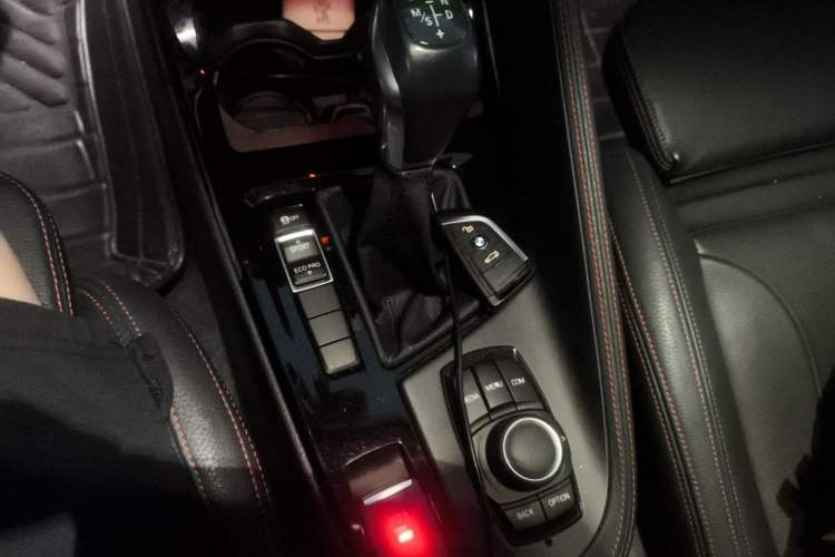Used BMW X1 2018 sDrive18Li Luxury Model Gear Lever