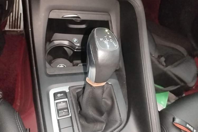 Used BMW X1 2018 sDrive20Li Leading Model Gear Lever