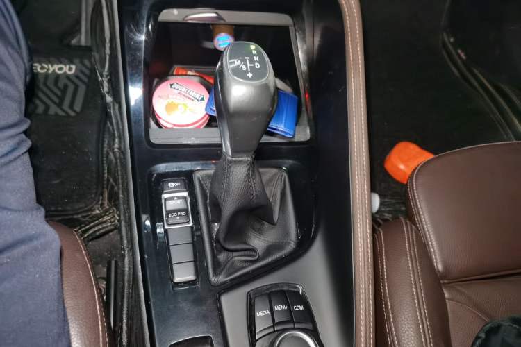 Used BMW X1 2018 sDrive18Li Luxury Model Gear Lever