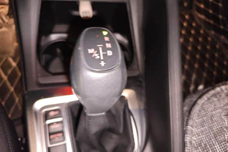 Used BMW X1 2018 sDrive18Li Fashion Model Gear Lever