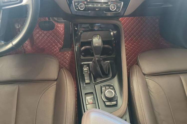 Used BMW X1 2018 sDrive18Li Luxury Model Gear Lever