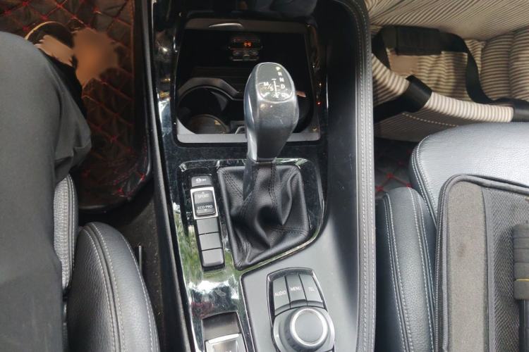 Used BMW X1 2018 sDrive18Li Luxury Model Gear Lever