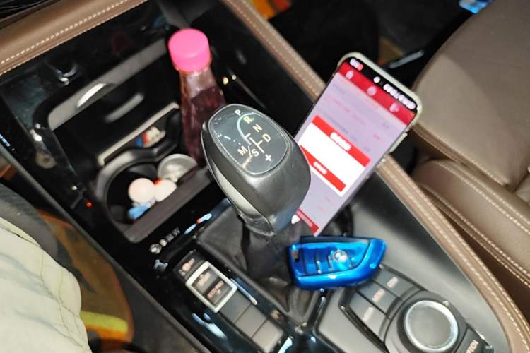 Used BMW X1 2018 sDrive18Li Luxury Model Gear Lever