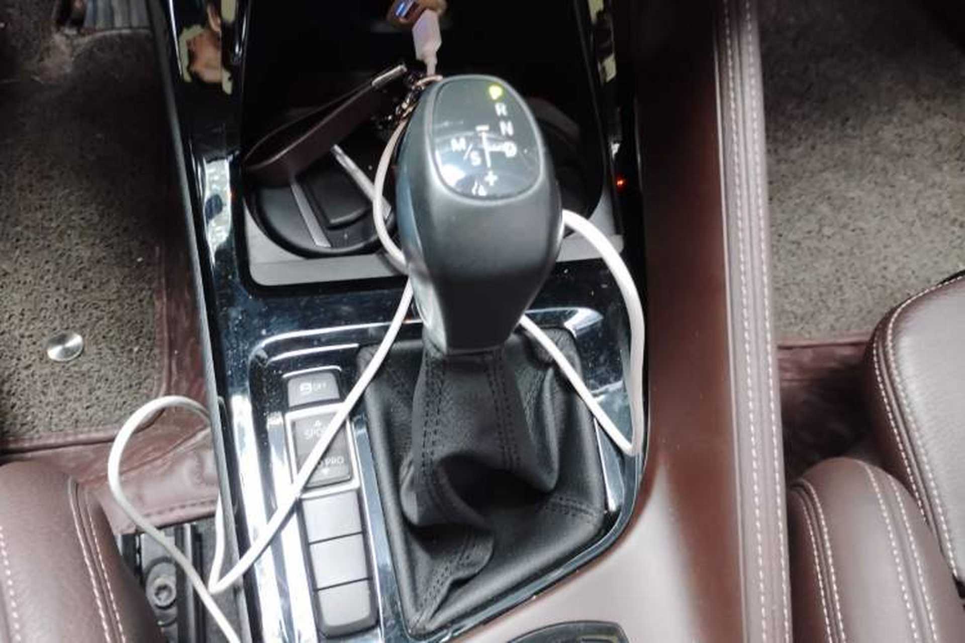 Used BMW X1 2018 sDrive18Li Luxury Model Gear Lever