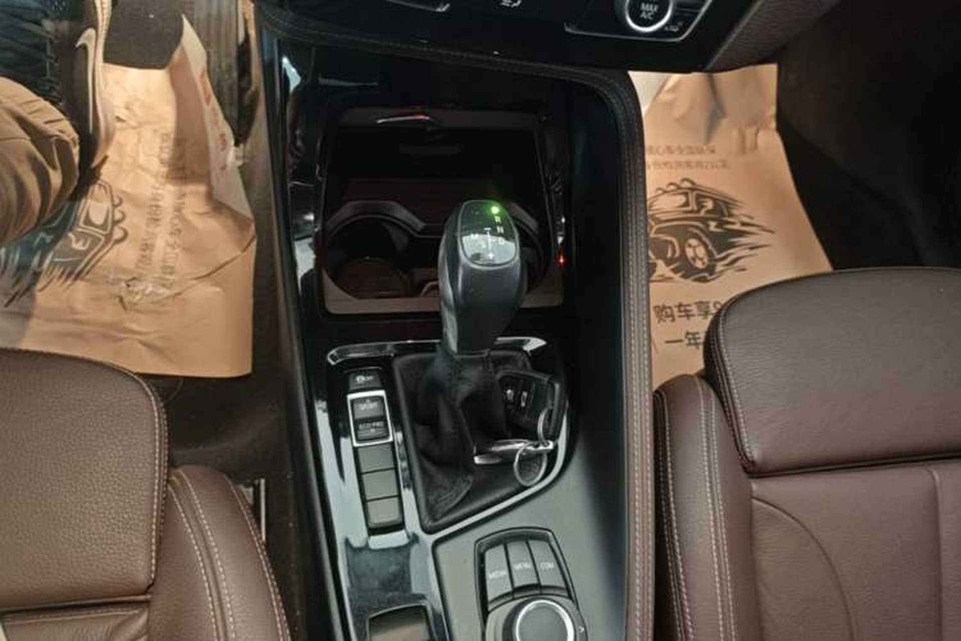 Used BMW X1 2018 sDrive18Li Luxury Model Gear Lever