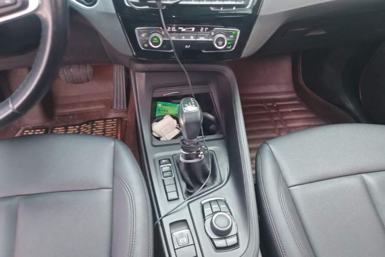Used BMW X1 2018 sDrive20Li Leading Model Gear Lever