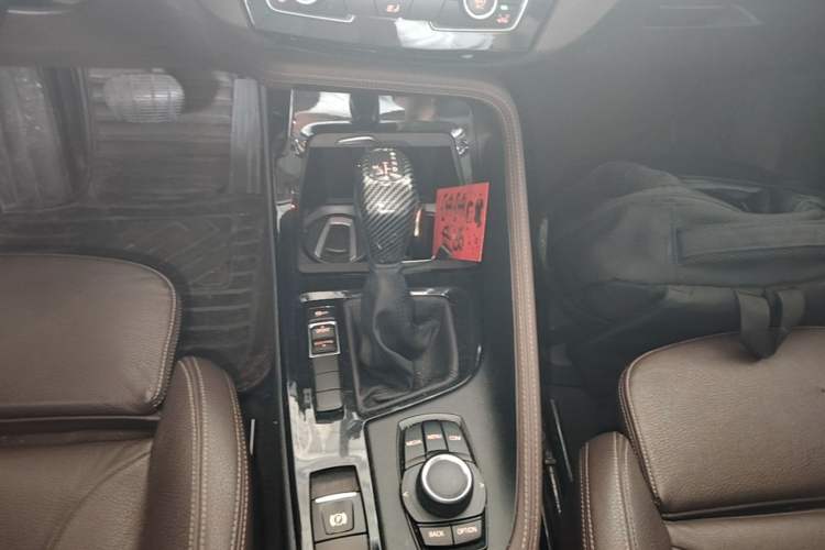 Used BMW X1 2018 sDrive18Li Luxury Model Gear Lever