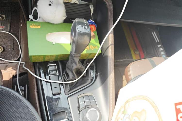 Used BMW X1 2018 sDrive18Li Luxury Model Gear Lever
