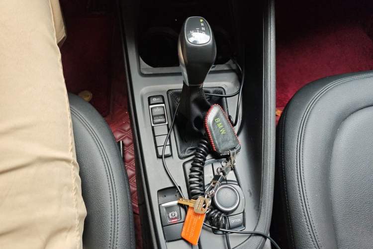 Used BMW X1 2018 sDrive20Li Leading Model Gear Lever