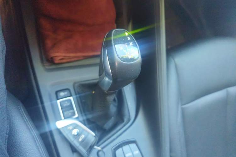 Used BMW X1 2018 sDrive20Li Leading Model Gear Lever
