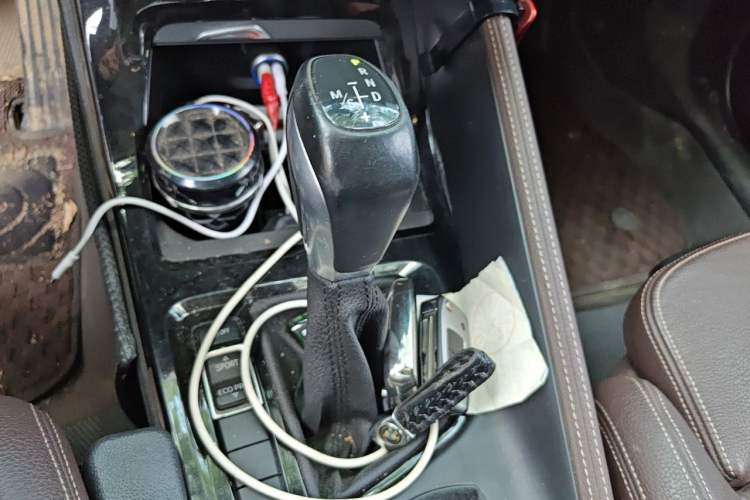 Used BMW X1 2018 sDrive18Li Luxury Model Gear Lever