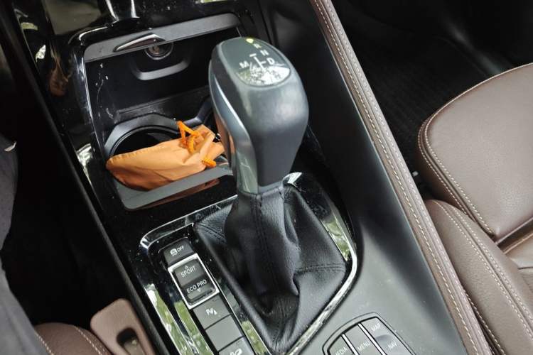 Used BMW X1 2018 xDrive20Li Luxury Model Gear Lever