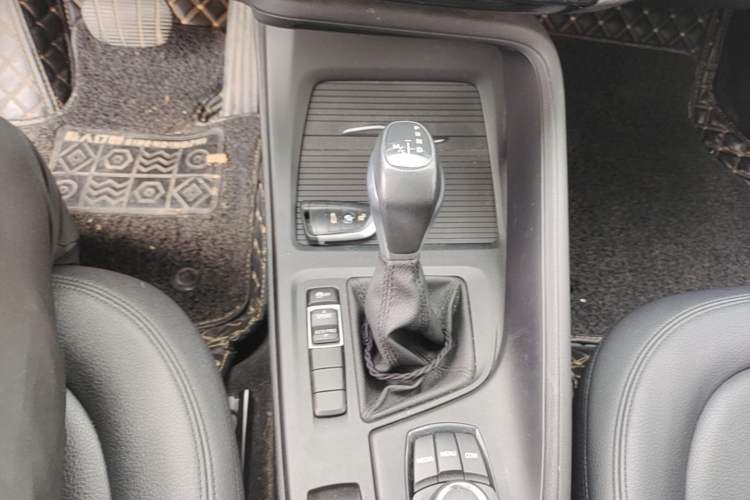 Used BMW X1 2018 sDrive18Li Fashion Model Gear Lever