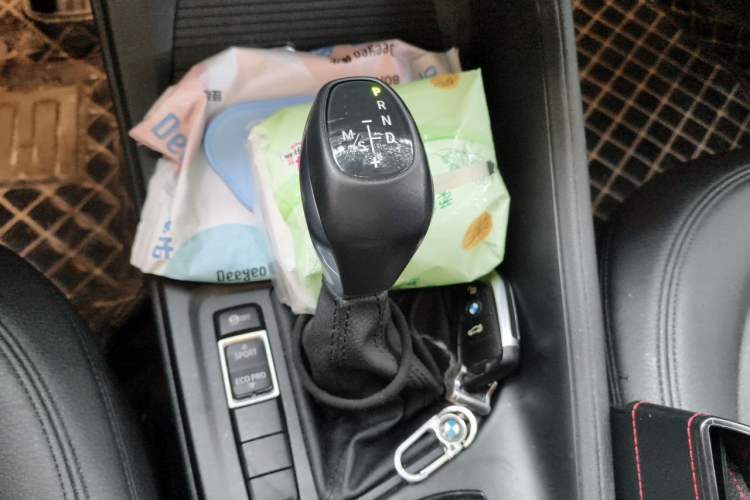 Used BMW X1 2018 sDrive20Li Leading Model Gear Lever