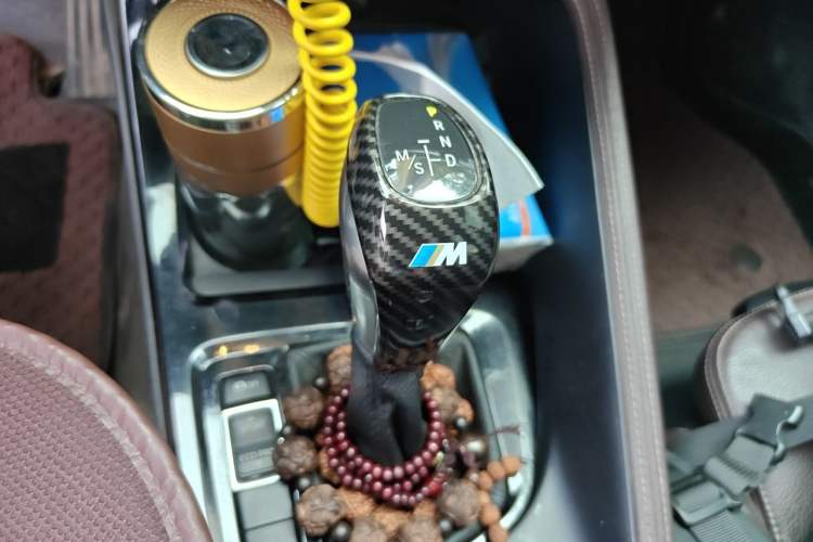 Used BMW X1 2018 sDrive18Li Luxury Model Gear Lever