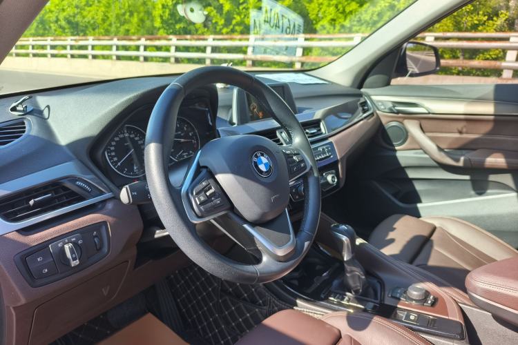 Used BMW X1 2018 sDrive18Li Luxury Model Gear Lever