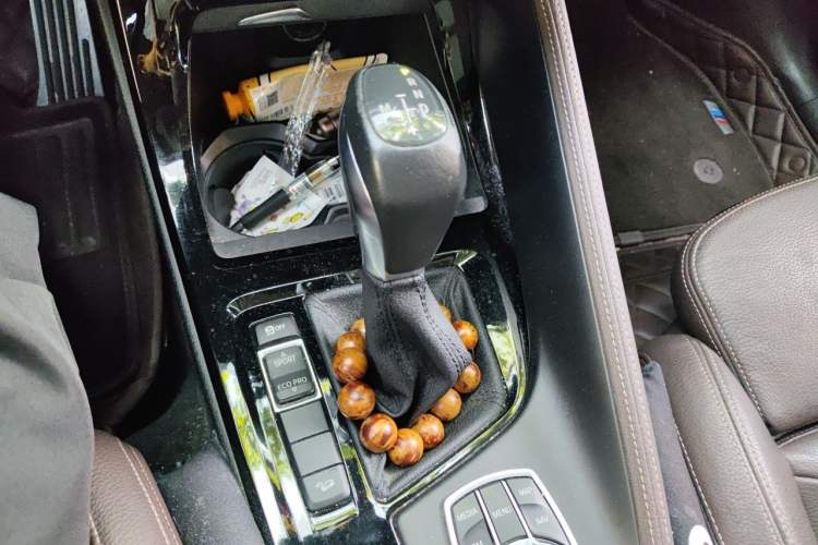 Used BMW X1 2018 xDrive20Li Luxury Edition Gear Lever