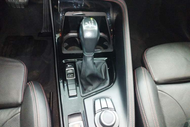 Used BMW X1 2018 sDrive18Li Luxury Model Gear Lever
