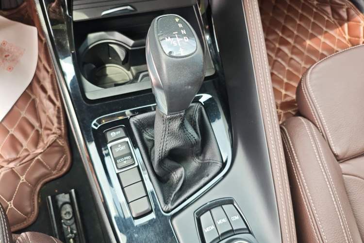 Used BMW X1 2018 sDrive18Li Luxury Model Gear Lever