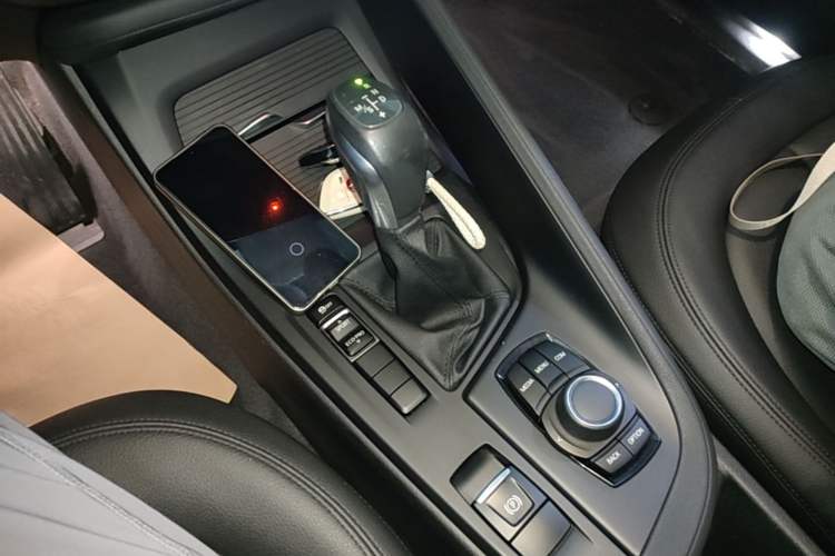Used BMW X1 2018 sDrive20Li Leading Model Gear Lever