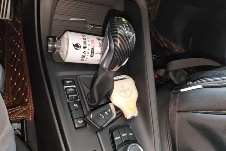 Used BMW X1 2018 sDrive20Li Leading Model Gear Lever