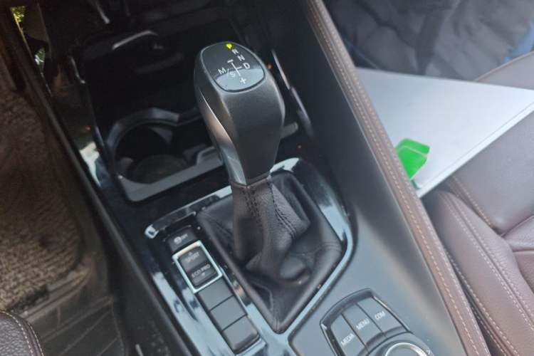 Used BMW X1 2018 sDrive18Li Luxury Model Gear Lever