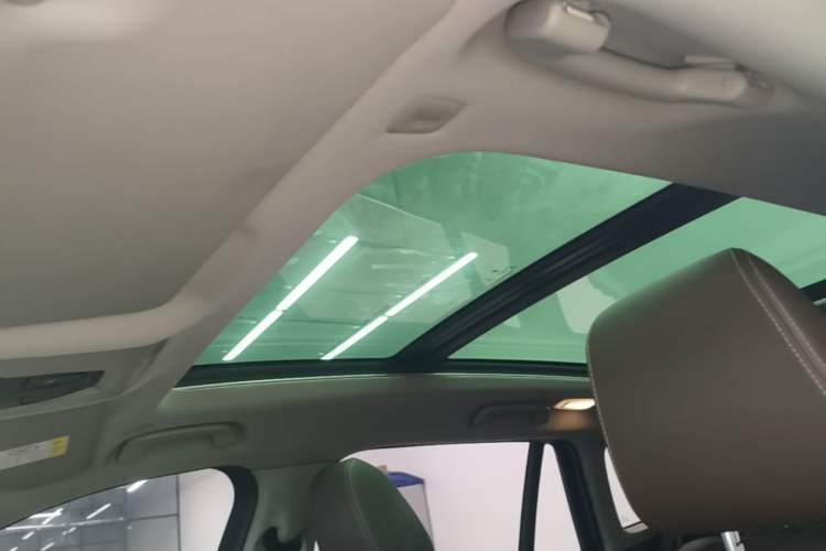 Used BMW X1 2018 sDrive18Li Luxury Model Headliner