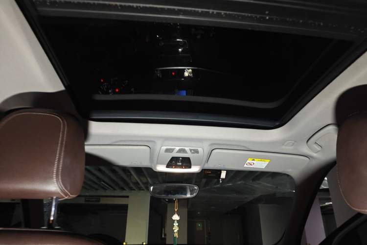 Used BMW X1 2018 sDrive18Li Luxury Model Headliner