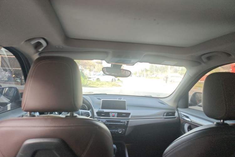 Used BMW X1 2018 xDrive20Li Luxury Model Headliner